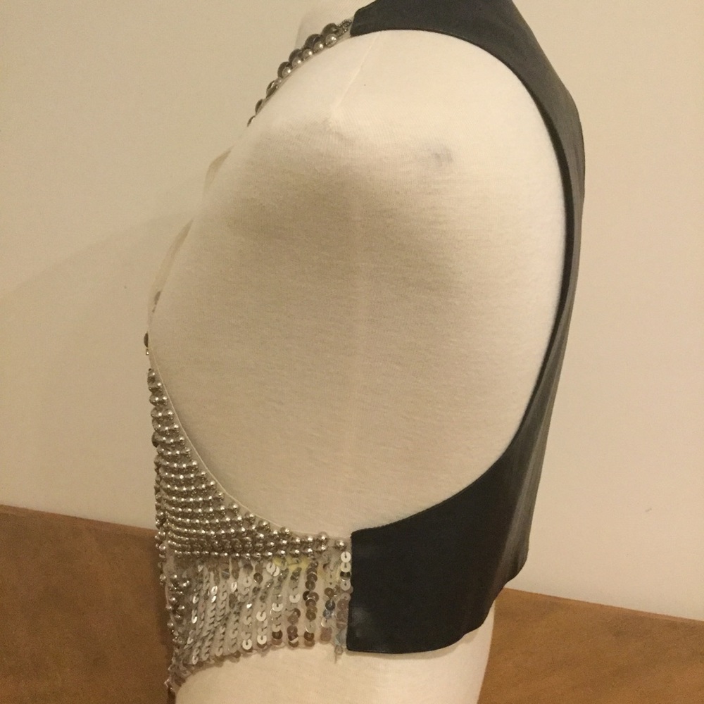 Vest - Picture 3 of 3
